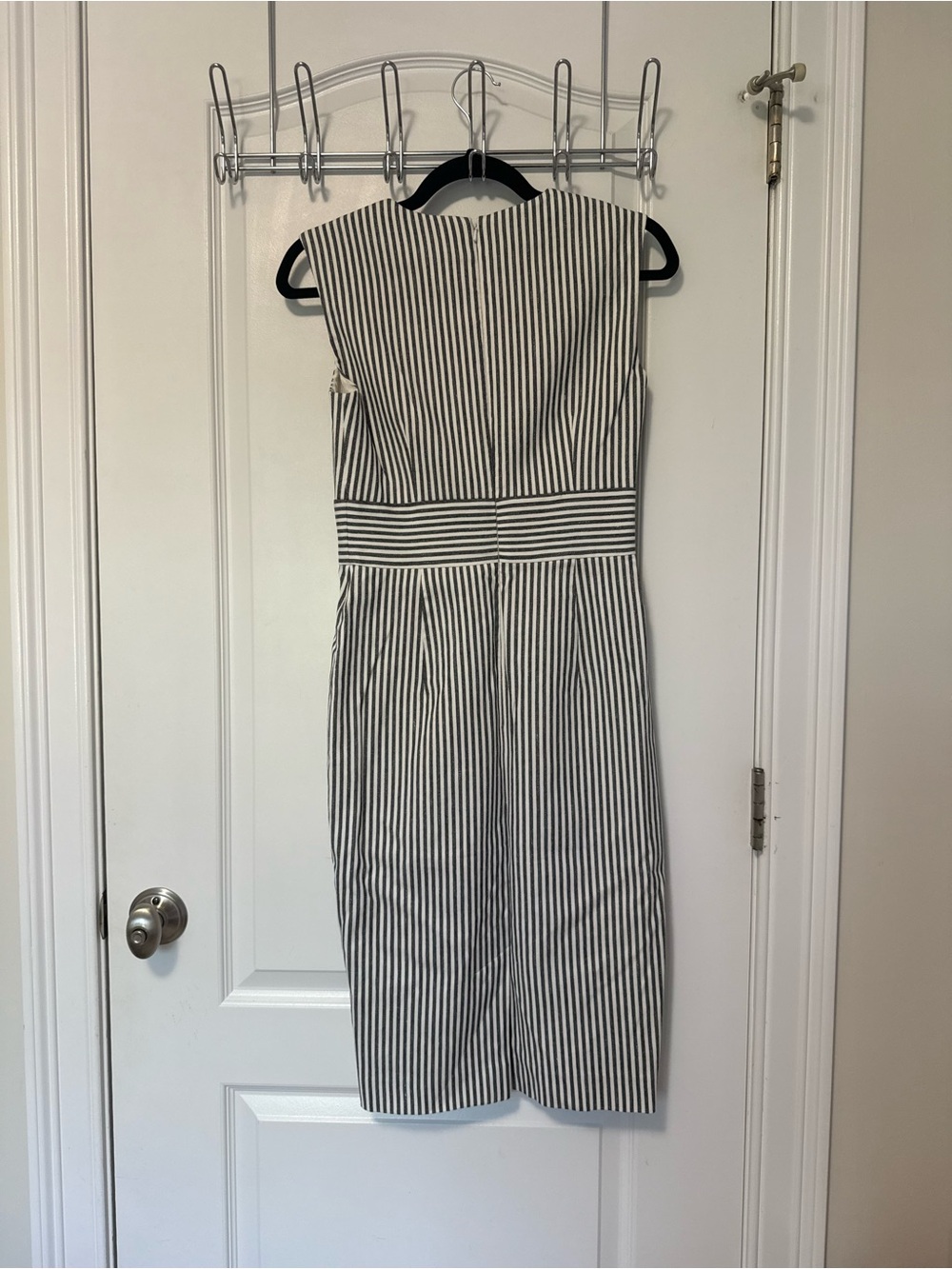 MaxMara Caraffa Striped Cotton and Linen Blend Dress 2 - Picture 9 of 10